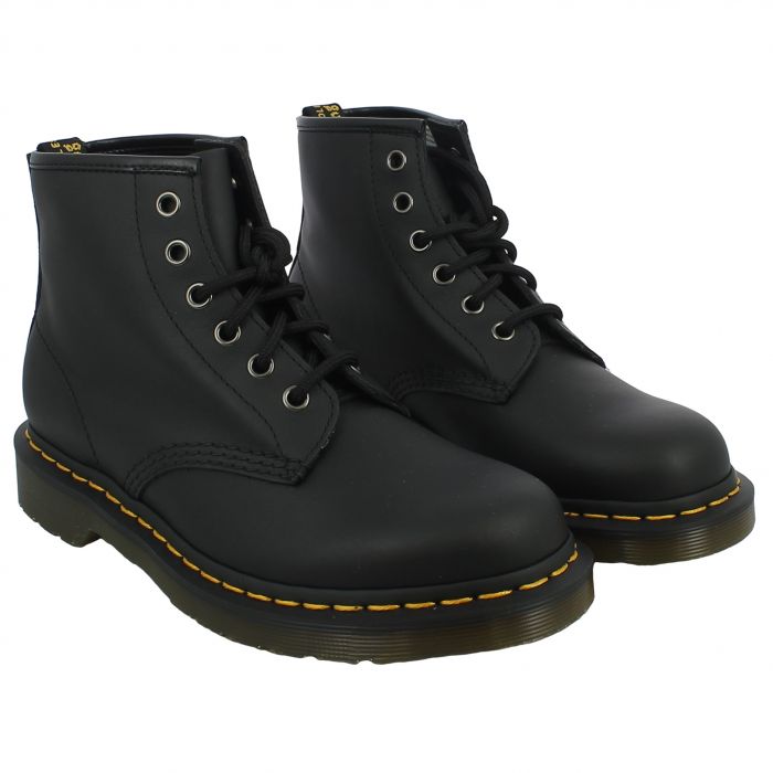 Polacco 101 in Nappa Black DR.MARTENS L Angolo